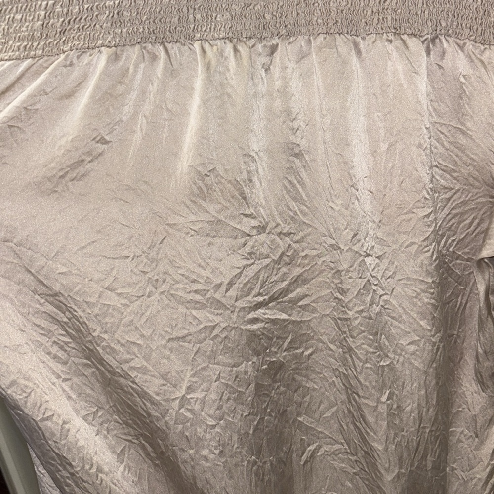 White House Black Market Gold Ruffled Blouse with Mandarin Collar Size M - Picture 10 of 10